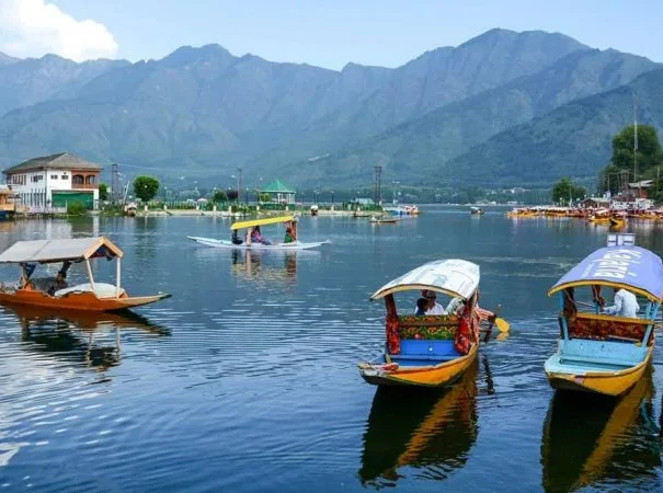 Top-Things-to-Do-in-Jammu-and-Kashmir-800x450