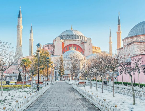 Turkey-in-winter-DP-Istanbul-bbsferrari (1)