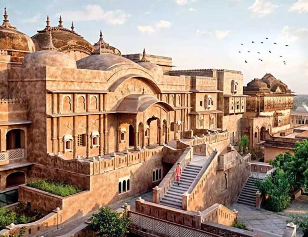 raming_through_royal_rajasthan_a_comprehensive_guide_1691989148